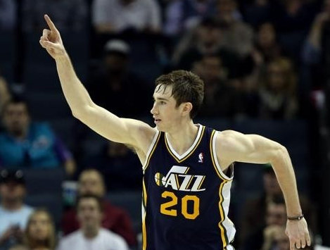 出战略退让 出战略退让