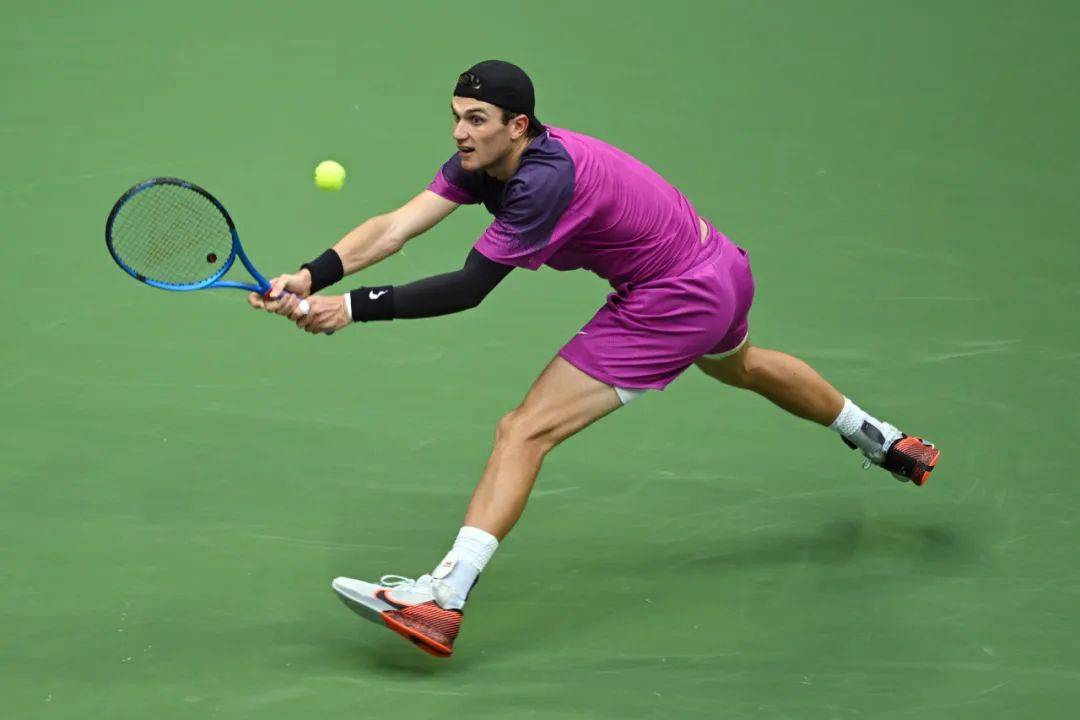 此次以更现 此次以更现